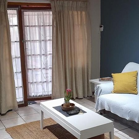 Rest And Rise Bed and Breakfast Pietermaritzburg Exteriör bild