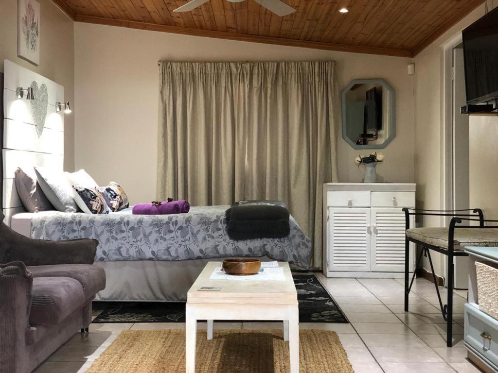 Rest And Rise Bed and Breakfast Pietermaritzburg Exteriör bild